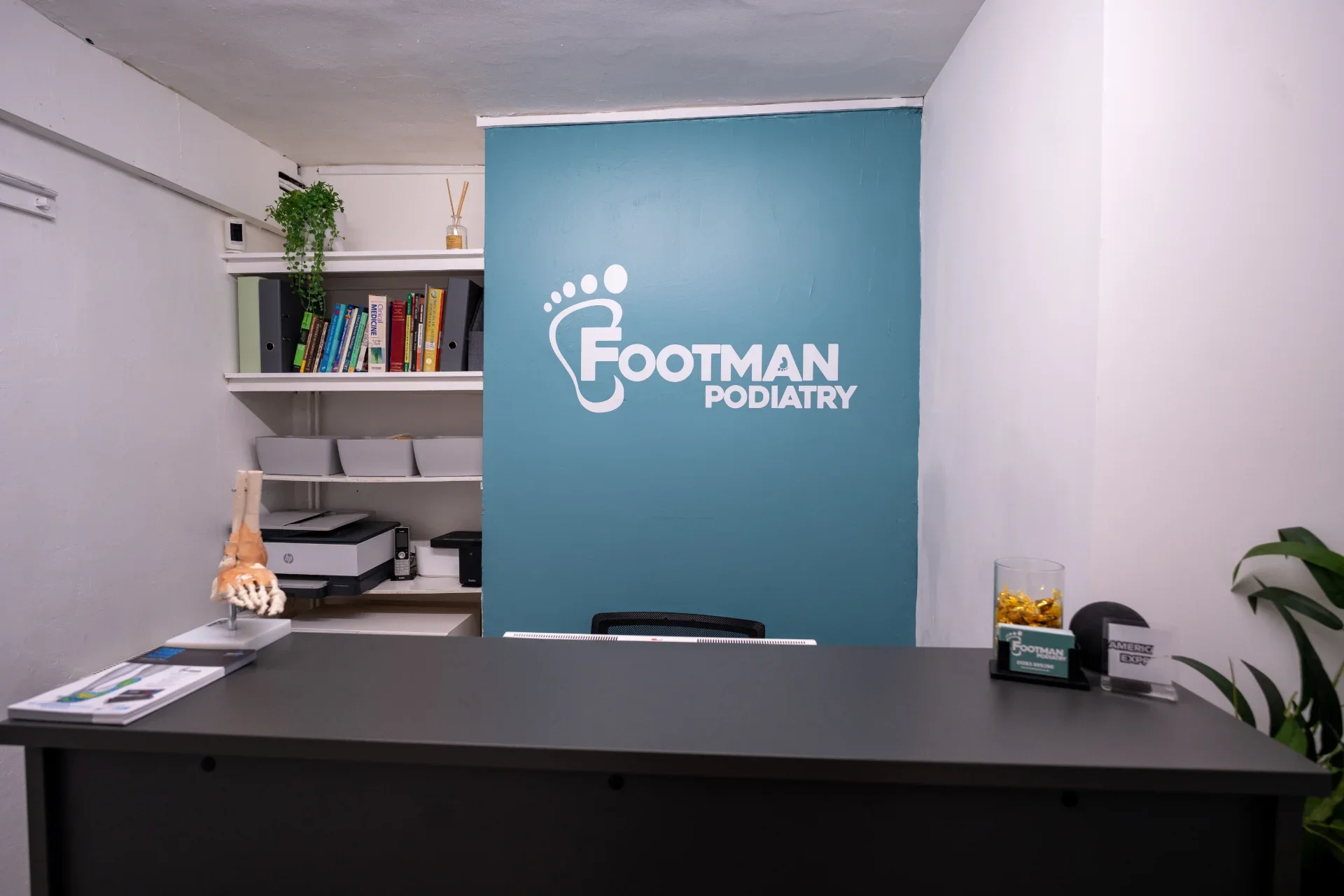1. Front Desk 1