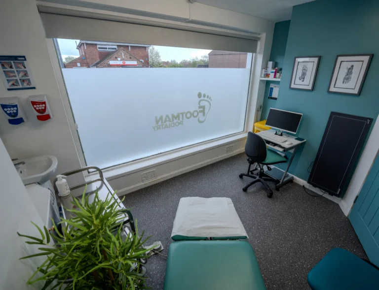 5. Clinic Room 1b 1
